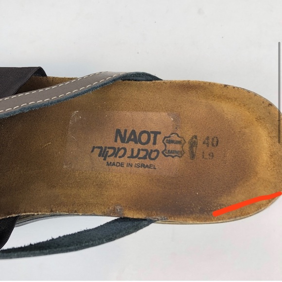 Like New NAOT Orion Leather Thong Sandal Size 40 - Picture 3 of 5